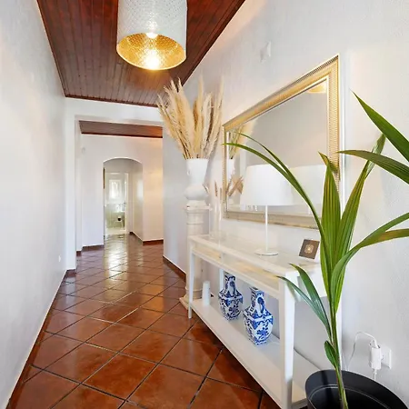 Oliveira Villa *